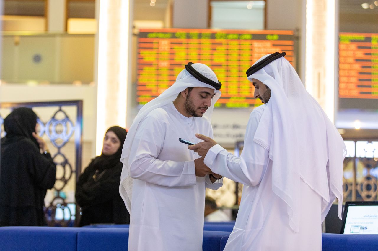 Po atakach Iranu ZEA zamykają giełdy na dwa dni