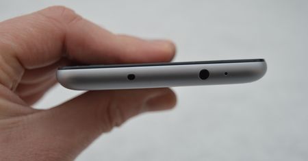 Być jak Apple: smartfony z Androidem także bez minijacka
