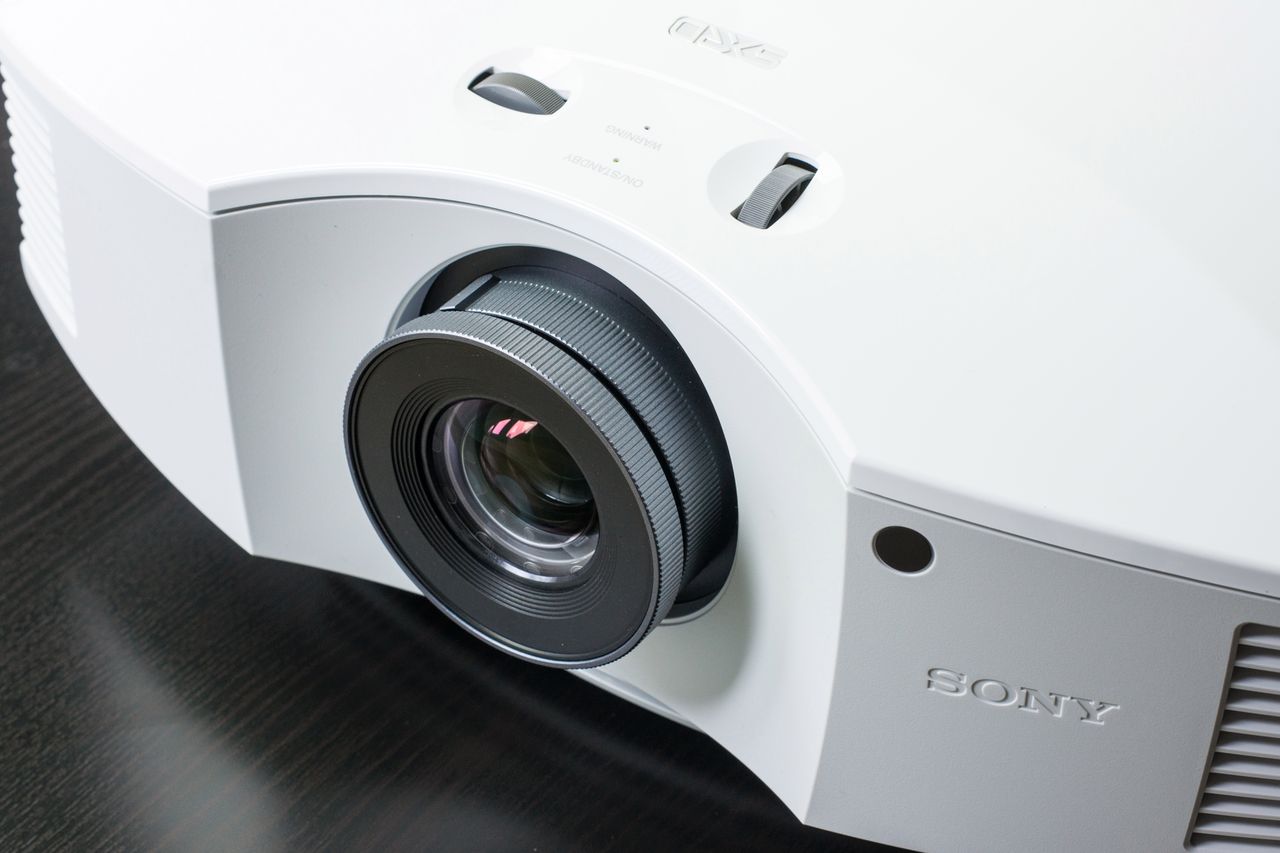 Projektor kina domowego Sony VPL-HW45ES – diament dla wymagających