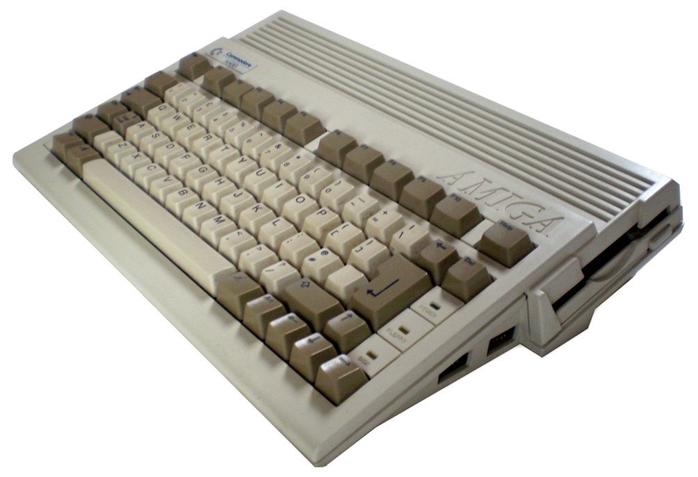 Amiga 600 – mniejszy kolega (cz.7)