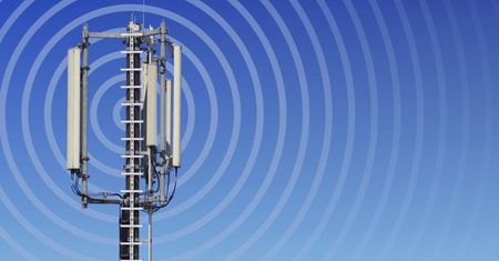 Urząd Komunikacji Elektronicznej prezentuje raport o jakości telefonii mobilnej w Polsce