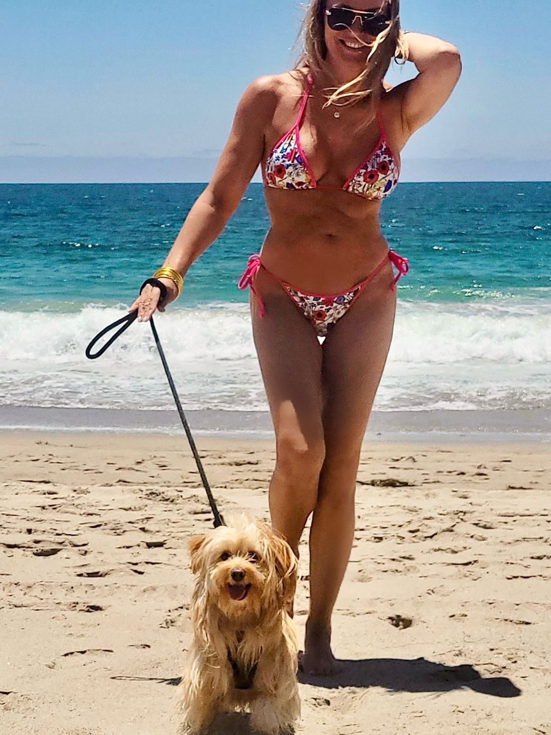 Eva Halina Rich w bikini
