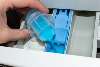 Używamy nagminnie. Chemiczka mówi, czym to grozi