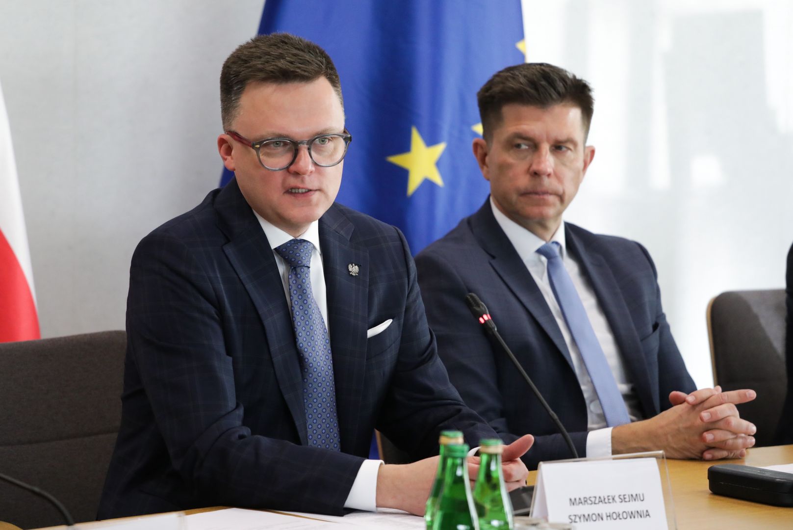 Szymon Ho�ownia, Ryszard Petru
Tomasz Gzell
Gospodarki i Rozwoju, komisja, komisji, sejm, sejmowa, sejmowej, sejmu, X kadencja, 10, 10., Dziesi�ta, kadencji, Polityka, Sejm RP
