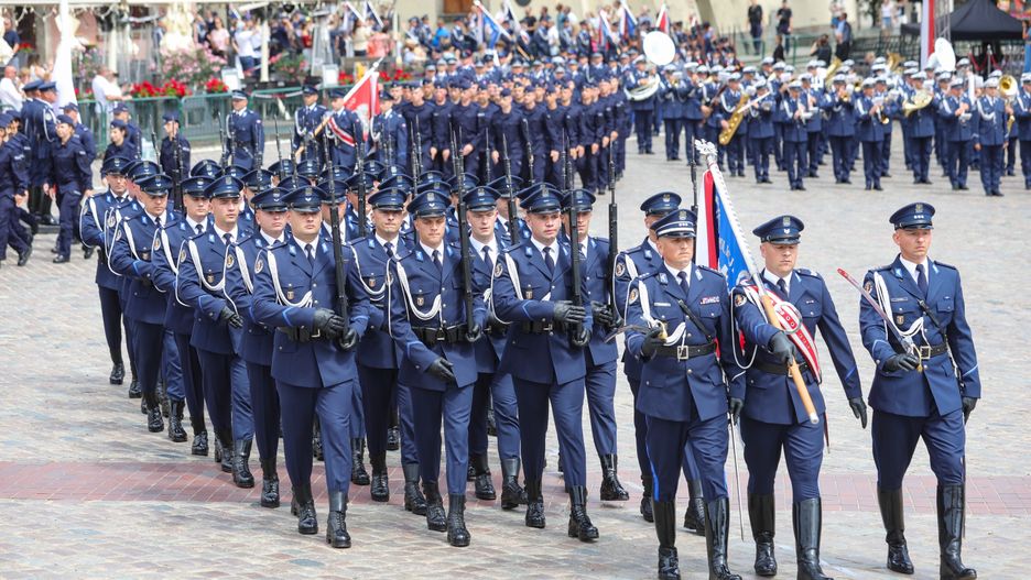 Policja świętuje 105 rocznicę powstania. W tym roku bez udziału prezydenta Andrzeja Dudy
