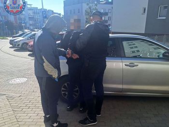 Szczecin: 15-latek zatrzymany za fałszywe zgłoszenia alarmowe. Poinformował o ładunku wybuchowym w galerii