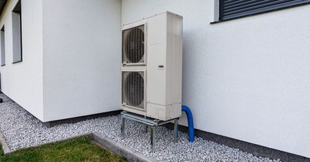 Kredyty na pompy ciepła. Jest pozew zbiorowy. Sąd wydał ważną decyzję