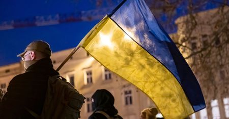 "Panika tutaj nie pomoże, trzeba działać". Ukraińcy w Poznaniu przyglądają się inwazji na swój kraj