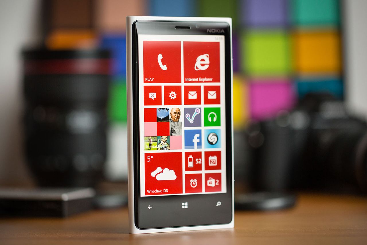 Lumia 920 - pierwszy smartfon z optyczną stabilizacją obrazu.