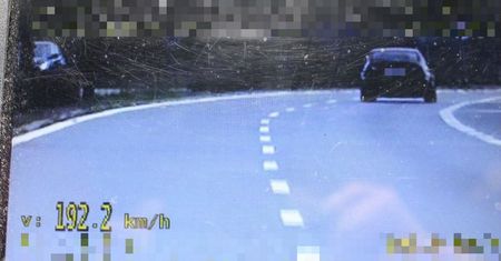 19-latek pędził bmw niemal 200 km/h. Tak się tłumaczył policjantom