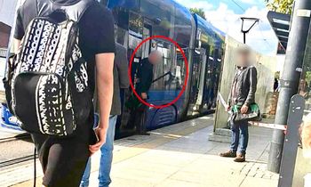 "W ręku miał topór". Sceny w Toruniu. Sterroryzował pasażerów