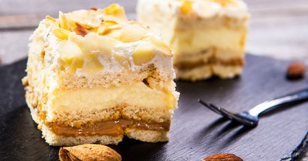 Gdy tylko robię to ciasto bez pieczenia, rodzina ustawia się w kolejce. Bananowej krówce trudno się oprzeć