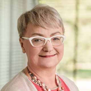 dr Henryka Bochniarz