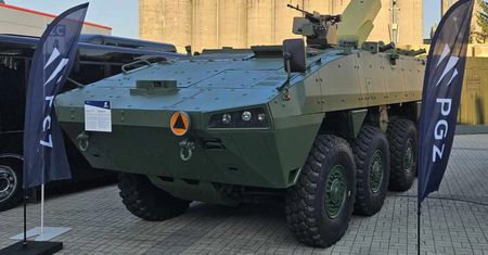 MSPO 2023. Polski wóz rozpoznawczy z wyrzutnią bezzałogowców