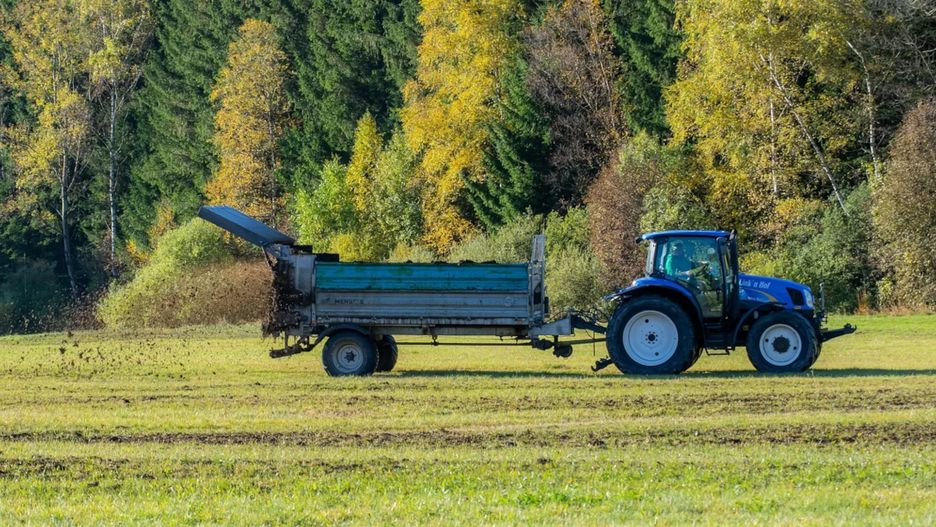 Kampania uświadamiająca o nielegalnych środkach ochrony roślin.