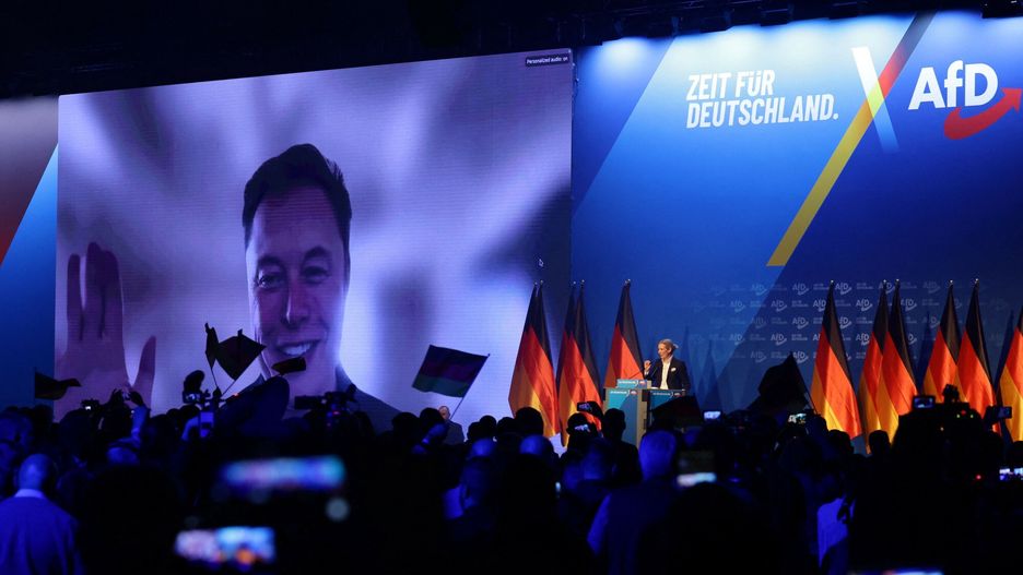 Elon Musk podczas konwencji AfD