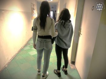 19-latka miała w mieszkaniu spore ilości narkotyków. Zatrzymano też jej kolegę