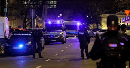 Dotarliśmy do raportu. Znamy przebieg służby policjanta, który strzelił