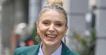 Halina Mlynkova pozuje na wakacjach z synami z różnych związków i... PASIERBEM! Fajna rodzinka? (FOTO)