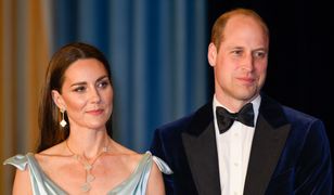 Zjawiskowa Kate na przyjęciu. William nie odstępował jej ani na krok