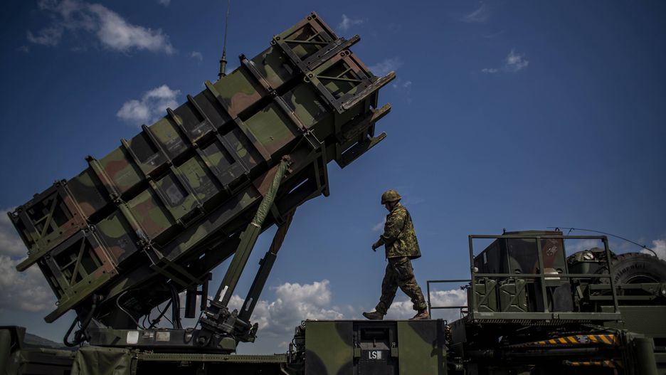 German army Patriot Unit in Slovak Sliac airbase
epa09937880 A German soldier walks during presentation of how it works at the launching station of NATO's Patriot missile air defense system operated by German army unit Flugabwehrraketengruppe 26 (Air Defense Artillerie) placed at Sliac airbase in Sliac, central Slovakia, 10 May 2022. A Dutch-German air and missile defence forces deployed Patriot system in spring 2022 to reinforce defence capabilities on Eastern NATO border following Russia's military invasion in Ukraine, as mainly military mission is protection of Sliac air base and additional assets. NATO multinational air missile defence task force Slovakia operate on the site with 240 German soldiers and with 130 Dutch soldiers.  EPA/MARTIN DIVISEK 
Dostawca: PAP/EPA.
MARTIN DIVISEK