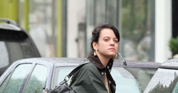 Lily Allen okradziona przez striptizerkę!