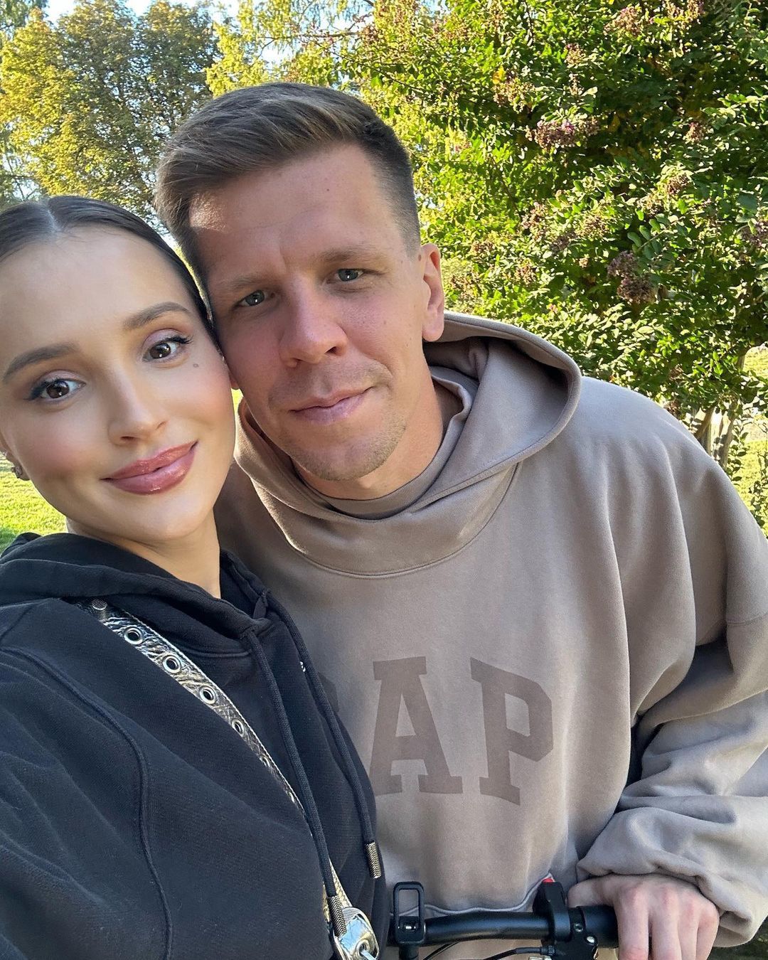 Wojciech Szczęsny obwołany "polskim bohaterem" Mistrzostw Świata w Katarze. Wspomniano też o Marinie