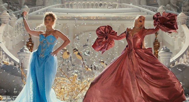 Christina Aguilera i raperka Latto w kampanii Pyszne.pl