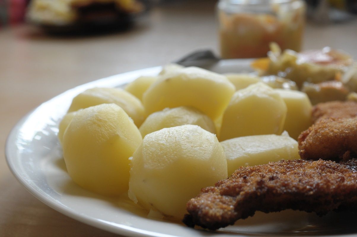 Jemy na kilogramy. Takie są skutki spożywania ziemniaków.