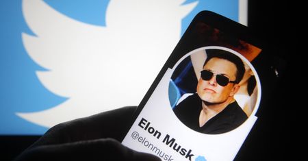 Elon Musk już nie chce Twittera. Spada wartość akcji giganta social mediów