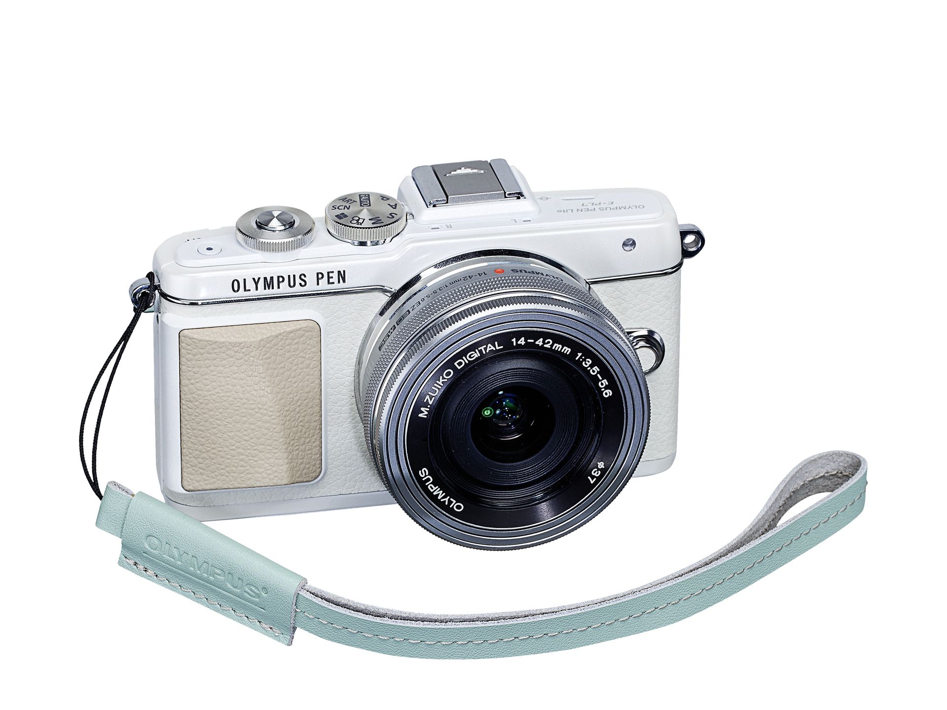 Olympus stawia na styl – nowa kolekcja akcesoriów fotograficznych FASHION 3