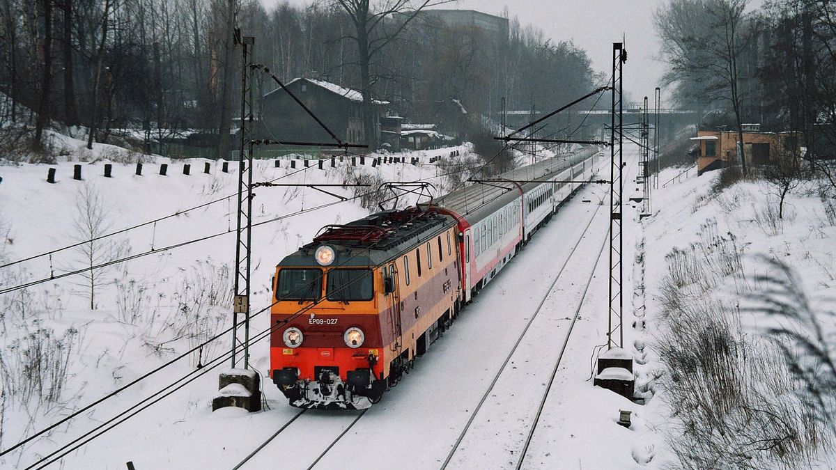 Mężczyzna zastał śnieg w pociągowej toalecie