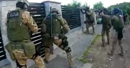 Opole. Policja rozbiła grupę przestępczą zajmującą się oszustwami "na policjanta"