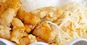 Kurczak w cieście. Tak przygotowują go w chińskich restauracjach