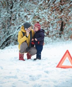 Co warto mieć, a z czego zrezygnować w aucie podczas mrozów? Niektóre rzeczy lepiej wyjąć