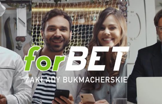 „I wszystko gra” w reklamie firmy bukmacherskiej forBET (wideo)