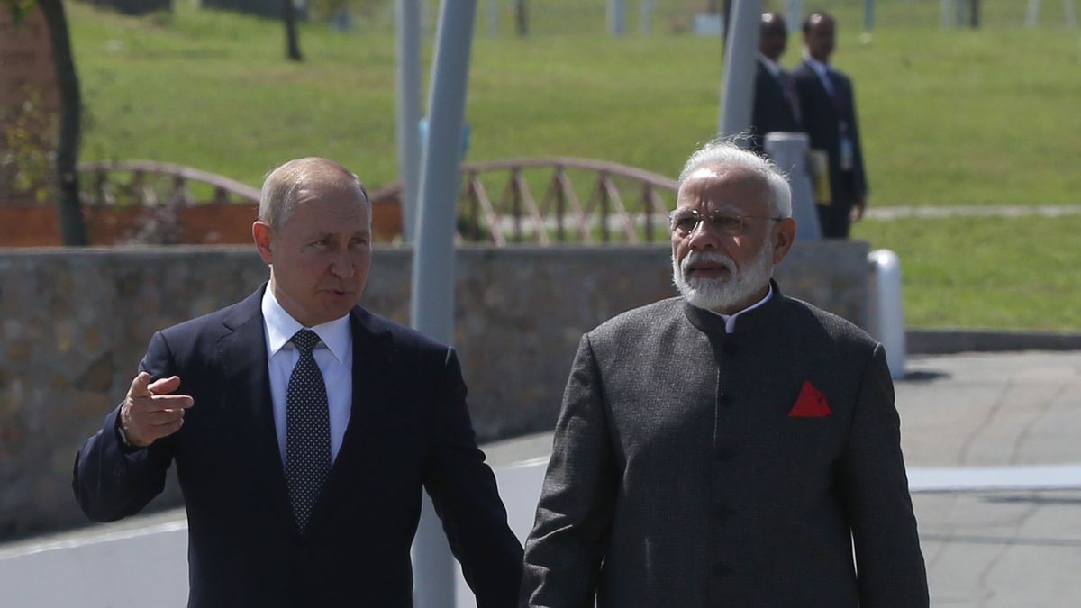 VLADIVOSTOK, RUSSIA - SEPTEMBER 4 (RUSSIA OUT) Russian President Vladimir Putin (L) and Indian Prime Minister Narendra Modi (R) seen while walking at the Russky Island in Vladivostok, Russia, September,4,2019. Vladimir Putin and Narendra Modi have arrived to Russian Far Eastern city of Vladivostok to attend the Eastern Economic Forum. (Photo by Mikhail Svetlov/Getty Images)