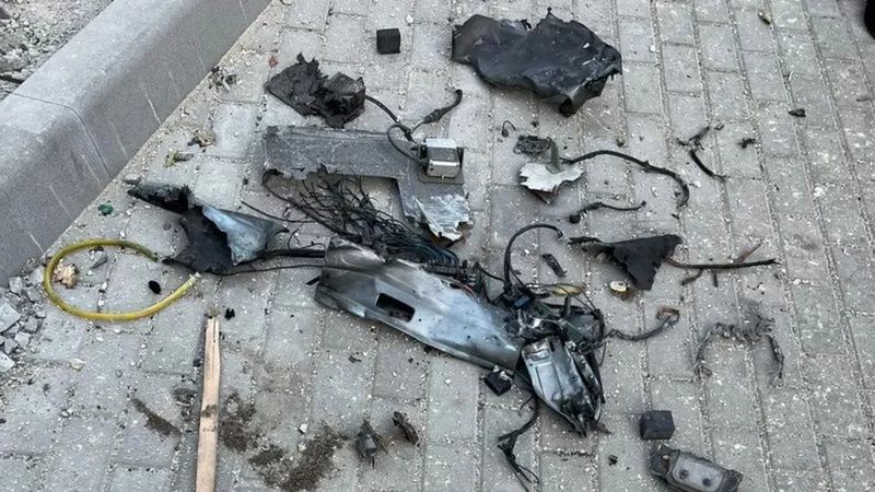 Мер Києва оприлюднив у Твіттер фото уламку одного із дронів, які атакували Київ