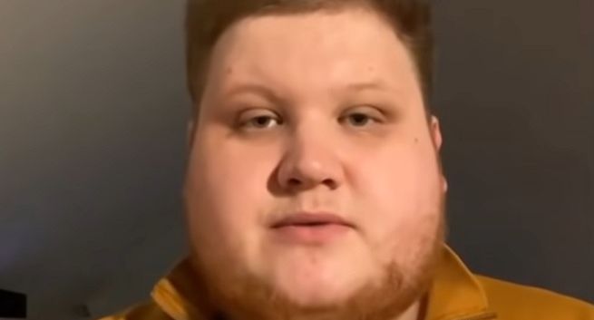 Leksiu po zarzutach molestowania nastolatek odchodzi z Team X i znika z social media