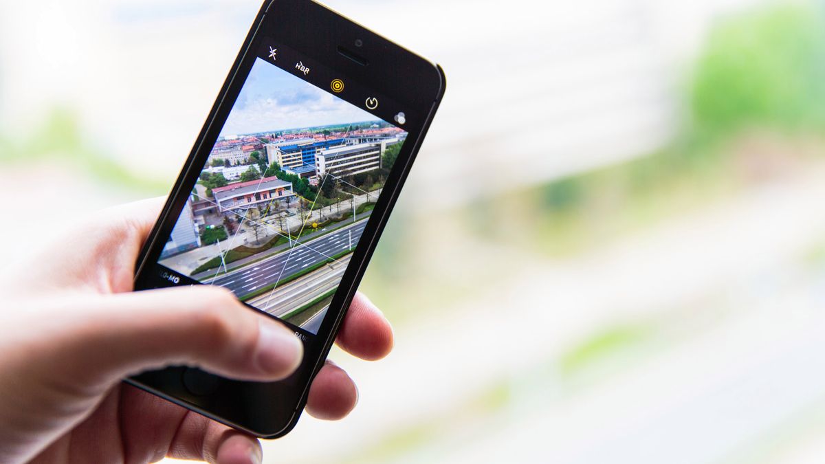 Zostań mistrzem fotografowania smartfonem dzięki bezpłatnym poradnikom Apple'a 1