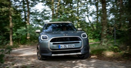 Mini Countryman C - bazowy wariant dołącza do oferty
