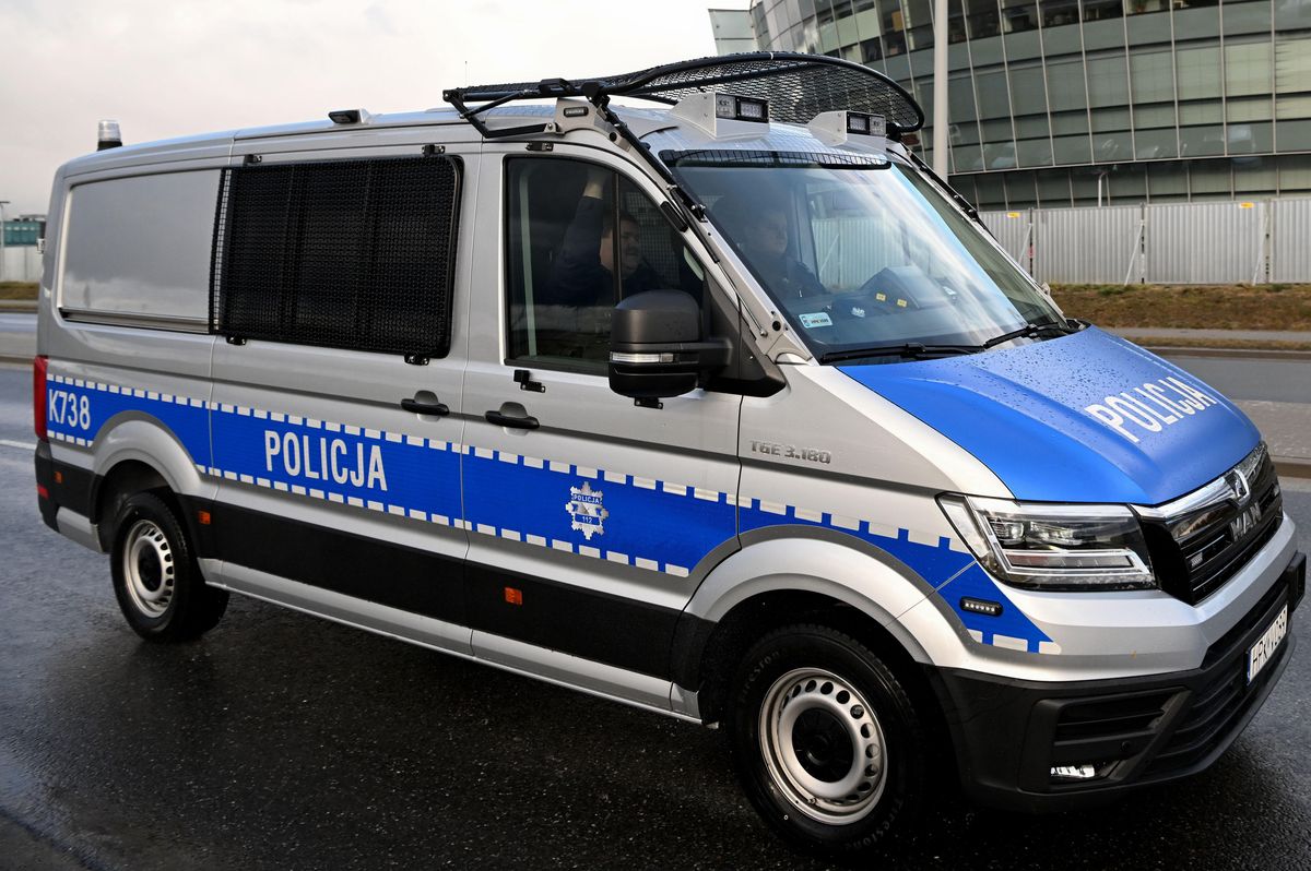 Policjanci ukarali mandatem kierowcę toyoty [zdj. ilustracyjne] 