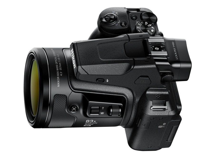 Nikon Coolpix P950 góra