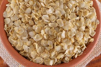 Zalegają na sklepowych półkach, bo Polacy omijają. Potężne wsparcie dla jelit i układu krążenia