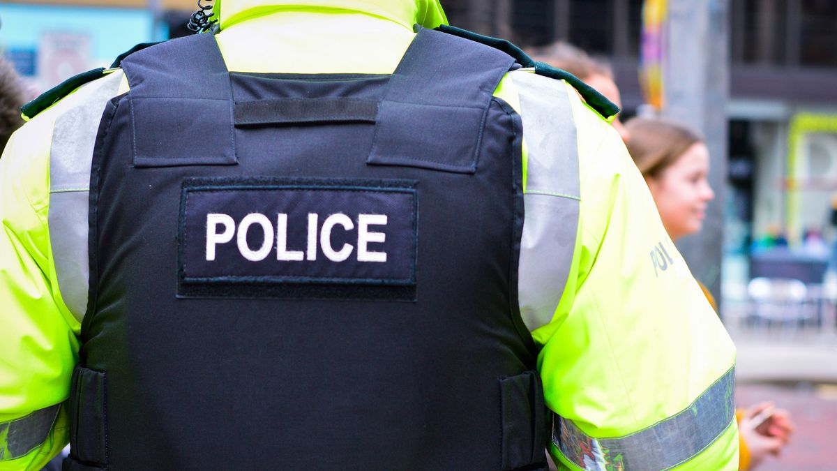 Dwóch 14-latków zostało oskarżonych o próbę gwałtu. Wciąż trwają poszukiwania trzeciego 