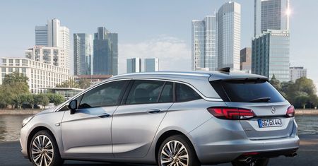 Debiutuje Opel Astra Sports Tourer i nowe silniki w gamie – polski cennik