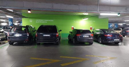 "Same elektryki". Zdjęcie z Olsztyna oburzyło internautów