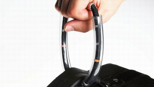 Gravity Ruler – szybki i tani sposób na zważenie bagażu 1