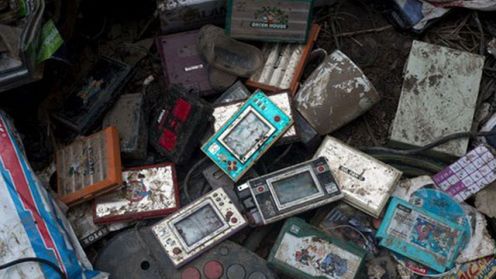 Kolekcja konsolek po powodzi 1