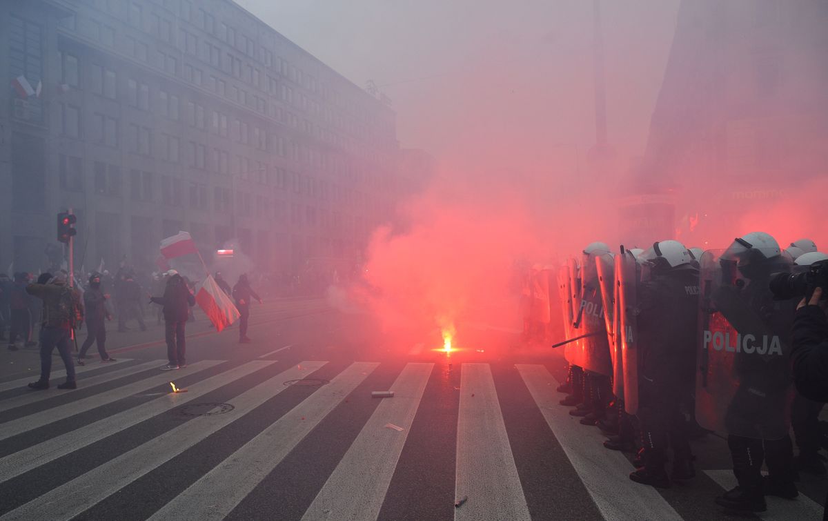 Warszawa. Miasto podsumowało koszty naprawiania zniszczeń